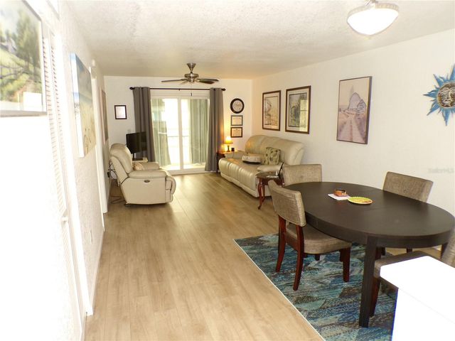 649 TAMIAMI TRAIL S 305, Venice, FL 34285