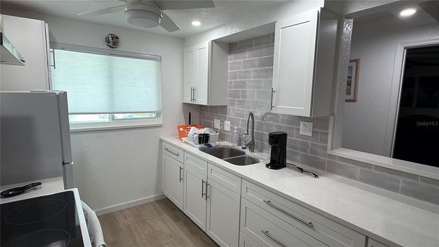 649 TAMIAMI TRAIL S 305, Venice, FL 34285