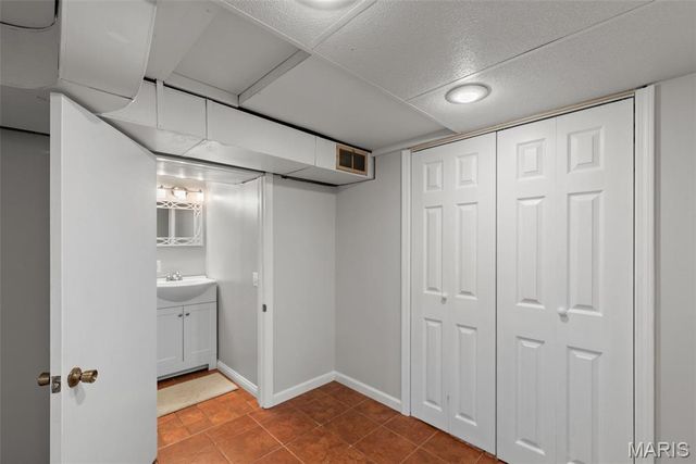 334 Marion Avenue, St Louis, MO 63119