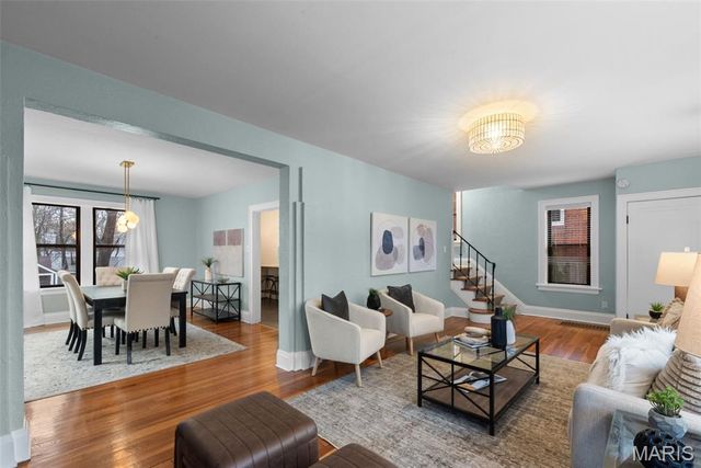 334 Marion Avenue, St Louis, MO 63119