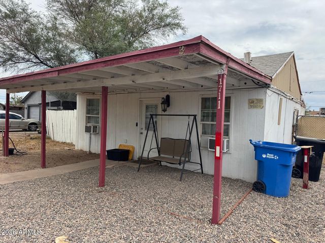1711 S 28TH Drive, Phoenix, AZ 85009