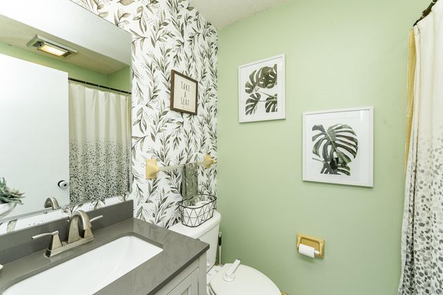 1552 5th Avenue SW, Rochester, MN 55902