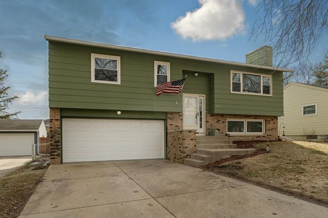 1552 5th Avenue SW, Rochester, MN 55902