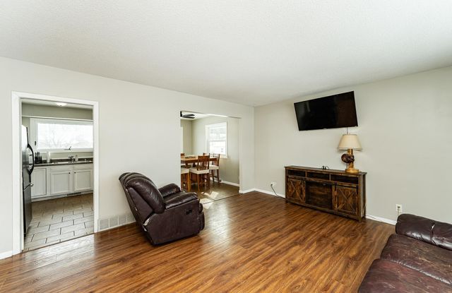 1552 5th Avenue SW, Rochester, MN 55902