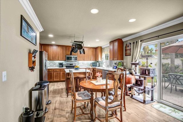 3985 Carino Way, Oceanside, CA 92057