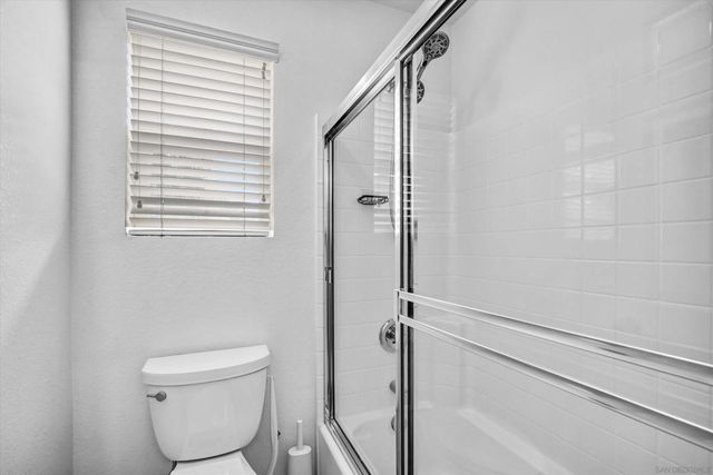 3985 Carino Way, Oceanside, CA 92057