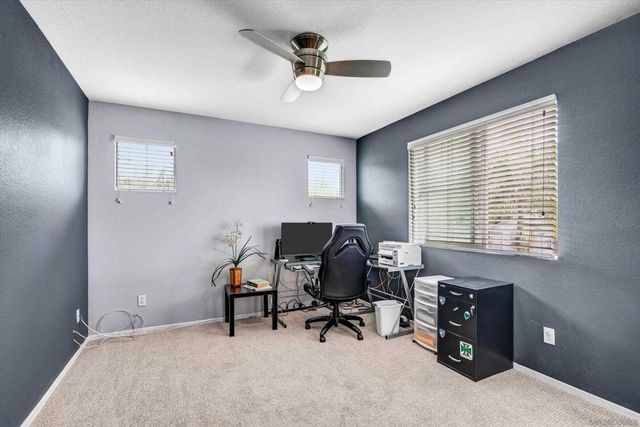 3985 Carino Way, Oceanside, CA 92057