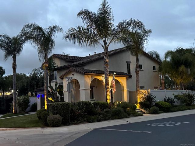 3985 Carino Way, Oceanside, CA 92057