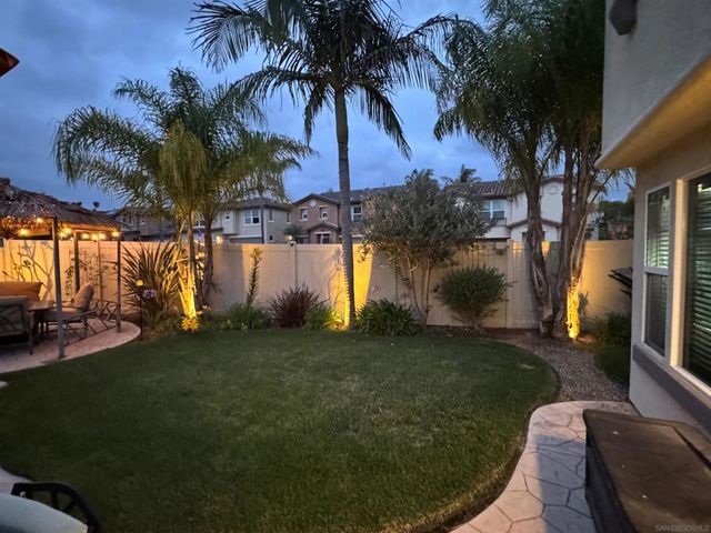 3985 Carino Way, Oceanside, CA 92057