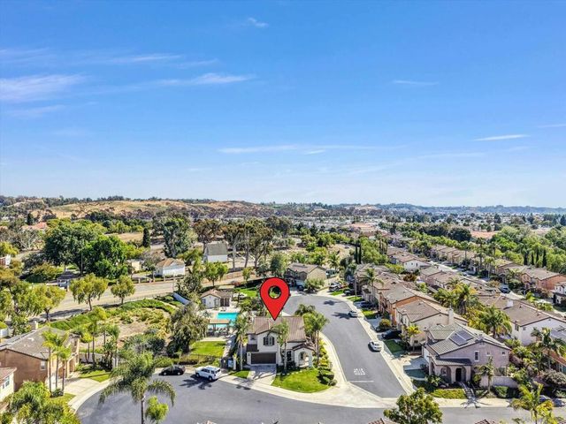 3985 Carino Way, Oceanside, CA 92057
