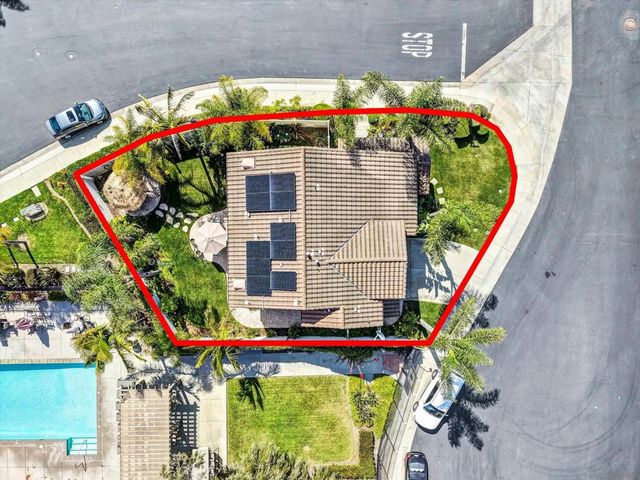 3985 Carino Way, Oceanside, CA 92057