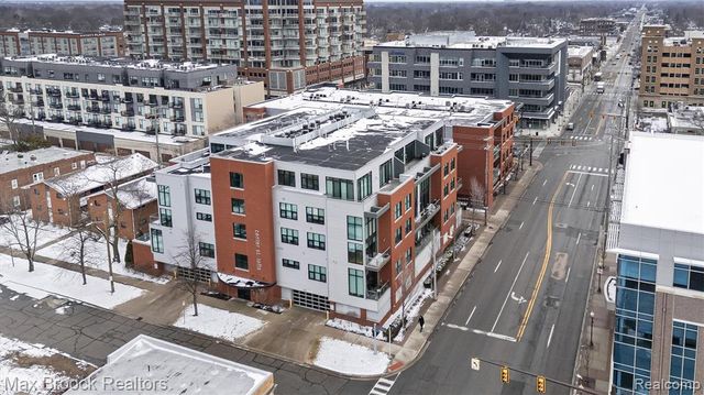100 N Center Street 204, Royal Oak, MI 48067