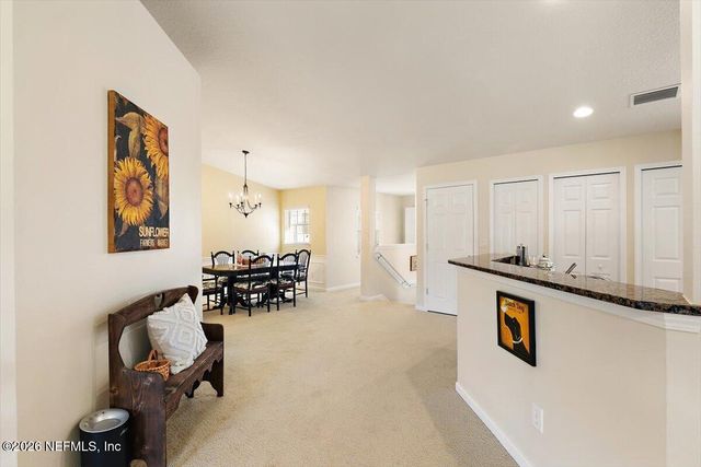 8686 LITTLE SWIFT Circle, Jacksonville, FL 32256