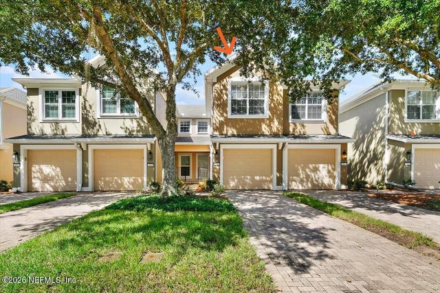 8686 LITTLE SWIFT Circle, Jacksonville, FL 32256