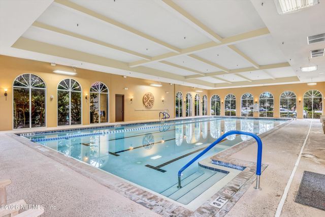 8686 LITTLE SWIFT Circle, Jacksonville, FL 32256