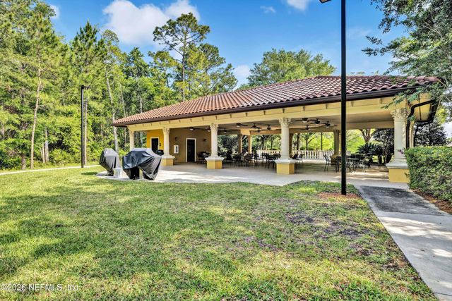 8686 LITTLE SWIFT Circle, Jacksonville, FL 32256