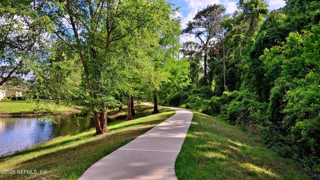 8686 LITTLE SWIFT Circle, Jacksonville, FL 32256