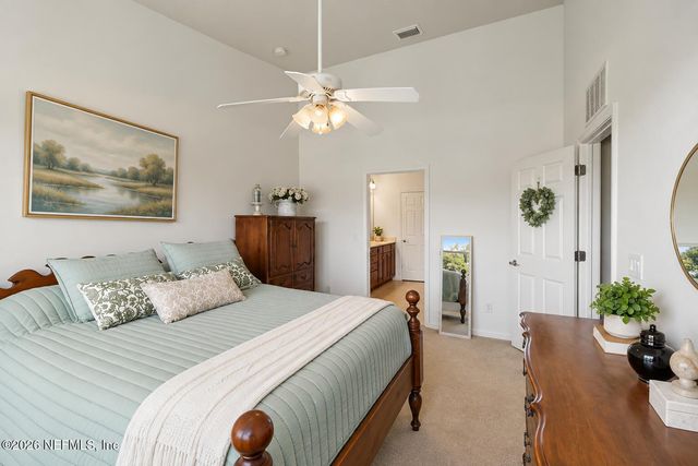8686 LITTLE SWIFT Circle, Jacksonville, FL 32256