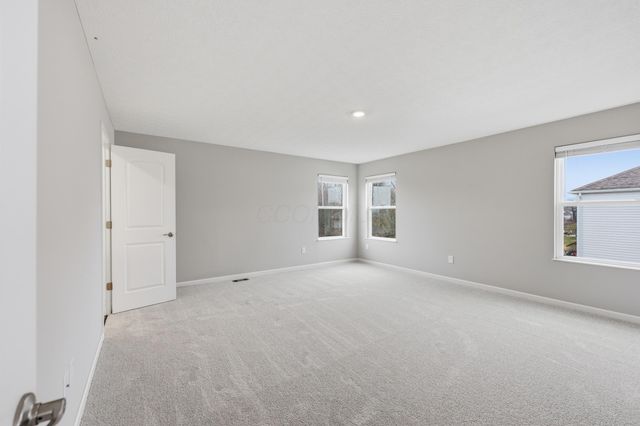 1262 Forest Edge Drive, Marysville, OH 43040