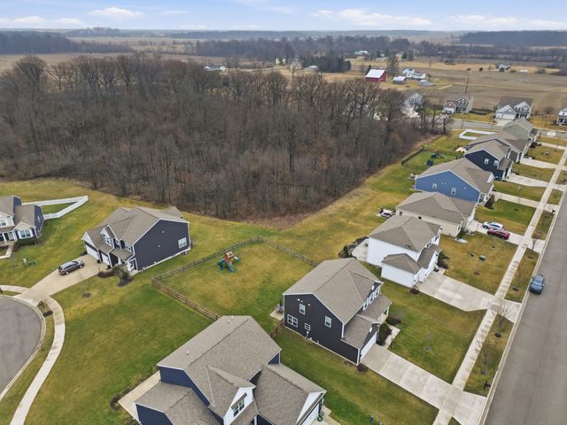 1262 Forest Edge Drive, Marysville, OH 43040