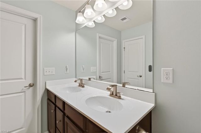 408 Mike TRL, Chesapeake, VA 23322