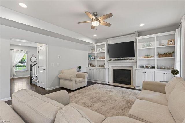 408 Mike TRL, Chesapeake, VA 23322