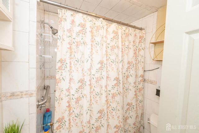 495 Amboy Avenue, Perth Amboy, NJ 08861