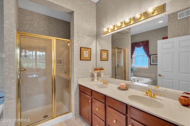 49 Shoal Road, Jackson, NJ 08527