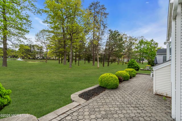 49 Shoal Road, Jackson, NJ 08527