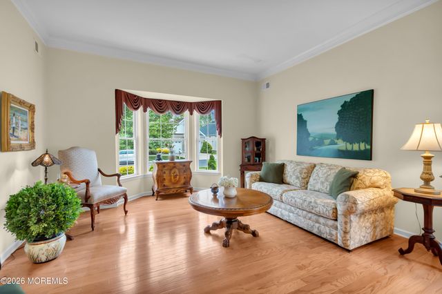 49 Shoal Road, Jackson, NJ 08527