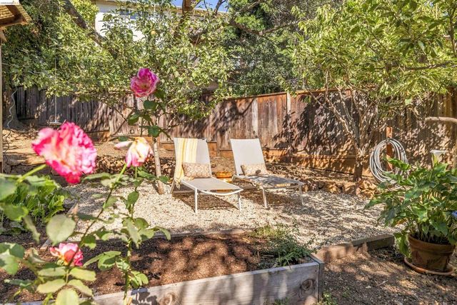 4287 Fair Ave, Oakland, CA 94619