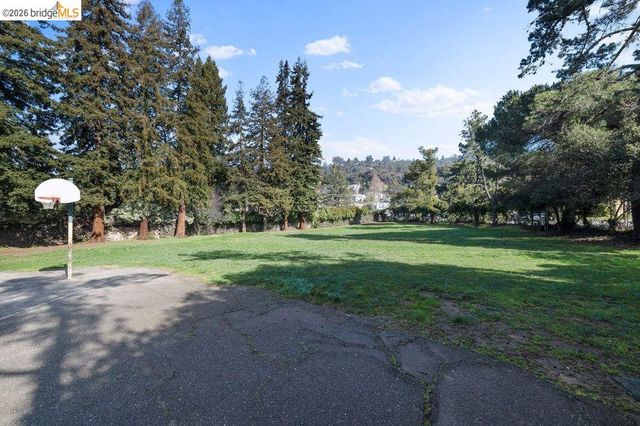 4287 Fair Ave, Oakland, CA 94619