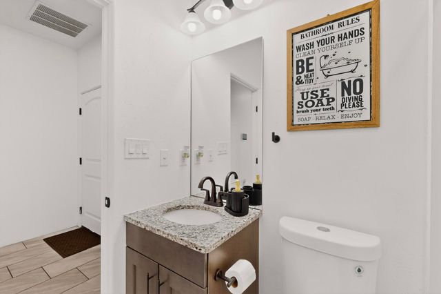 3930 Jaxson Lane, Santa Fe, NM 87507