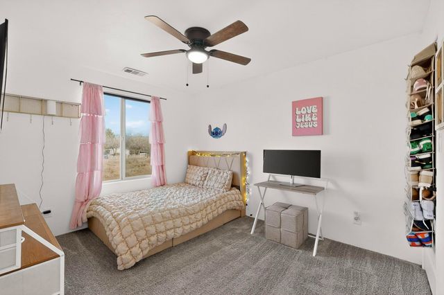 3930 Jaxson Lane, Santa Fe, NM 87507