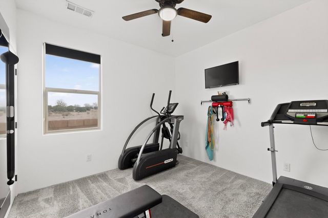 3930 Jaxson Lane, Santa Fe, NM 87507