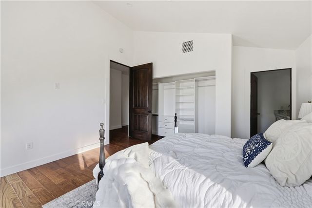 1222 Princeton Drive, Glendale, CA 91205