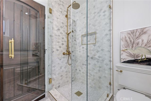1222 Princeton Drive, Glendale, CA 91205