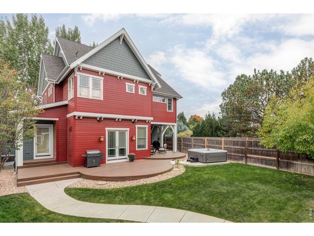 1020 Confidence Dr, Longmont, CO 80504