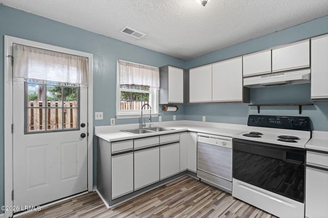 500 Cedar Grove Circle, Beaufort, SC 29902