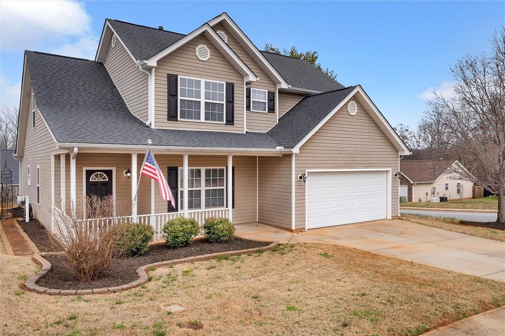 2 Ivory Arch Court, Simpsonville, SC 29681