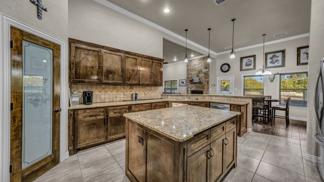 200 Waynell Street, White Settlement, TX 76108