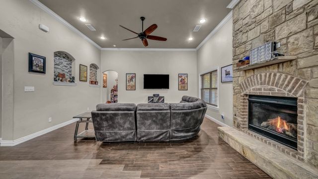 200 Waynell Street, White Settlement, TX 76108