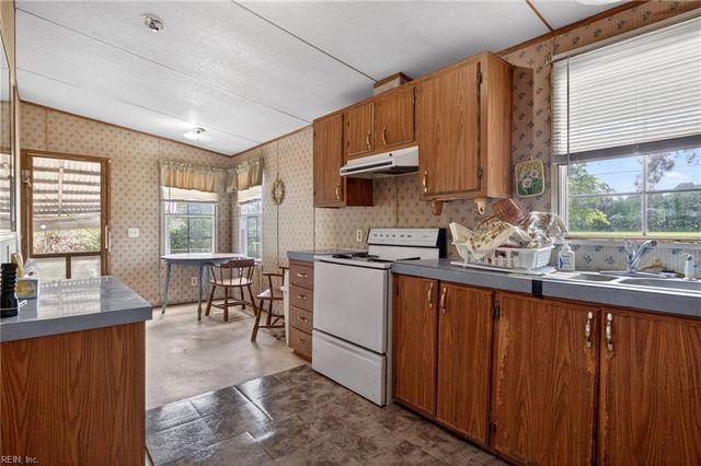 169 Lummis RD, Suffolk, VA 23434