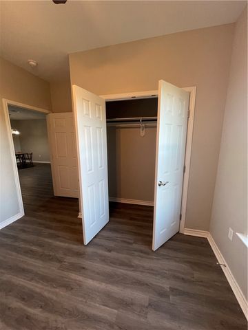 911 Heron Lane, Rockport, TX 78382