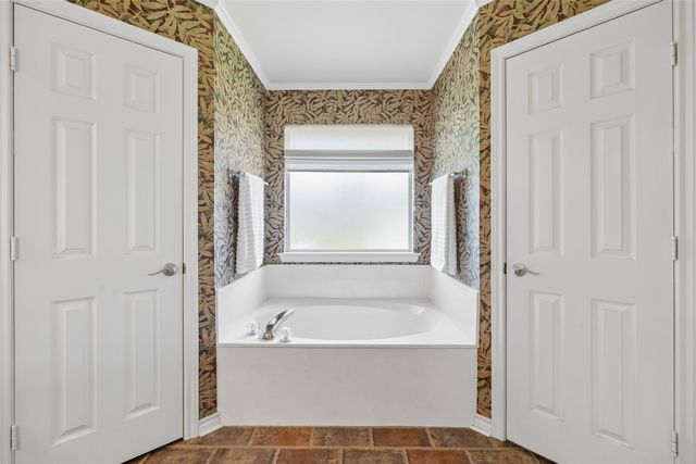 621 W Windsor Drive, Denton, TX 76207