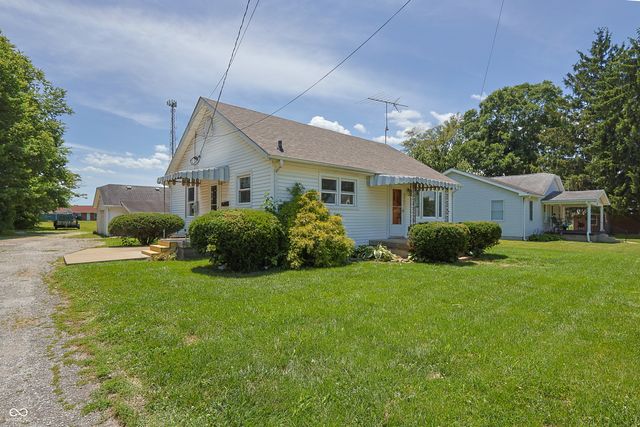 2341 Indiana Avenue, Columbus, IN 47201