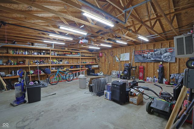 2341 Indiana Avenue, Columbus, IN 47201