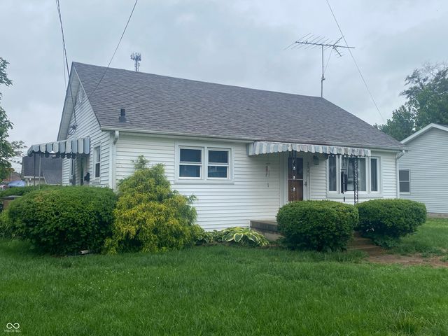 2341 Indiana Avenue, Columbus, IN 47201