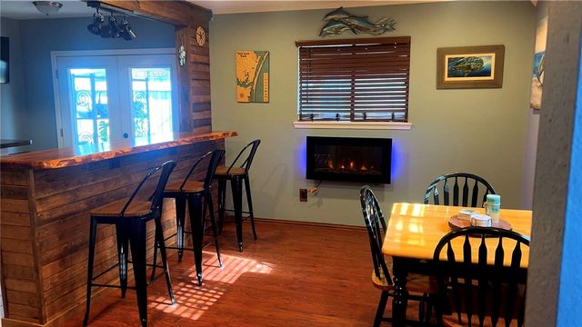 2834 Held Dr, Corpus Christi, TX 78006