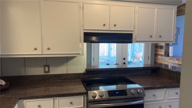 2834 Held Dr, Corpus Christi, TX 78006